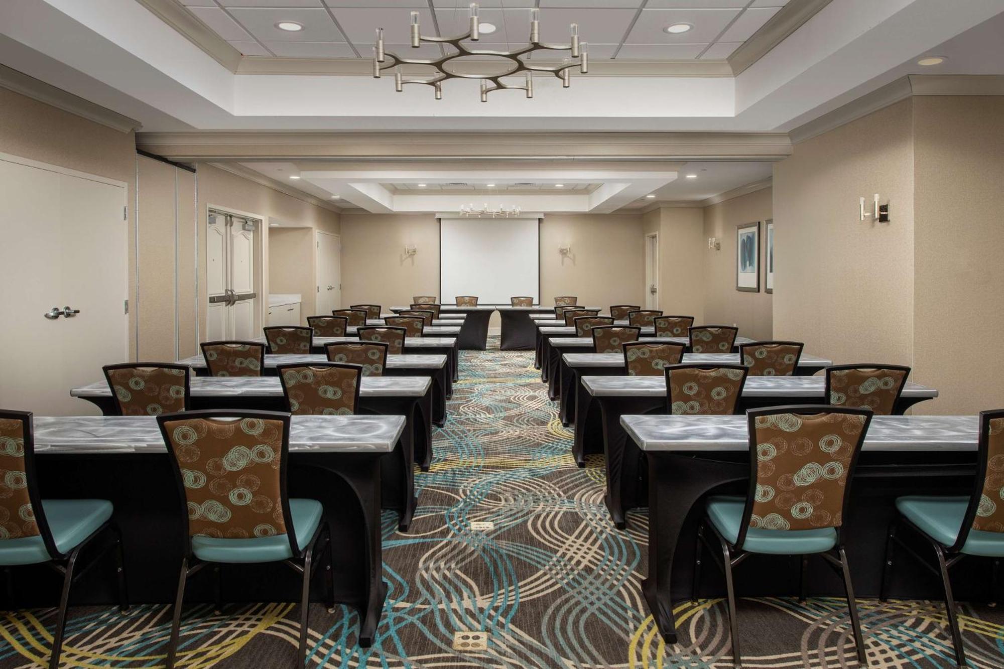 Hilton Garden Inn Charlotte/Mooresville Extérieur photo