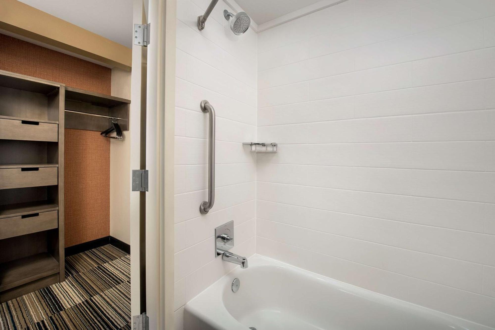 Hilton Garden Inn Charlotte/Mooresville Extérieur photo