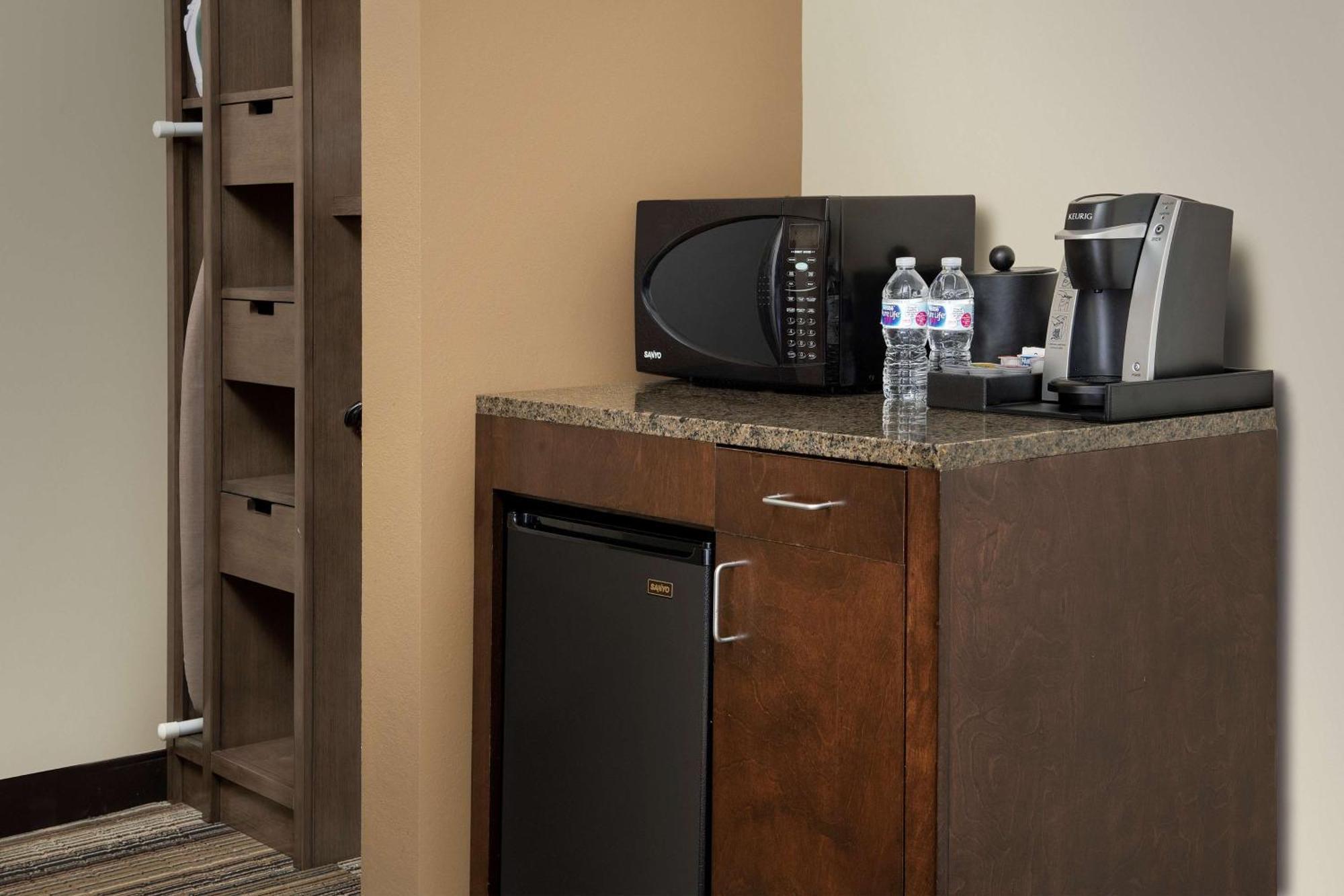 Hilton Garden Inn Charlotte/Mooresville Extérieur photo